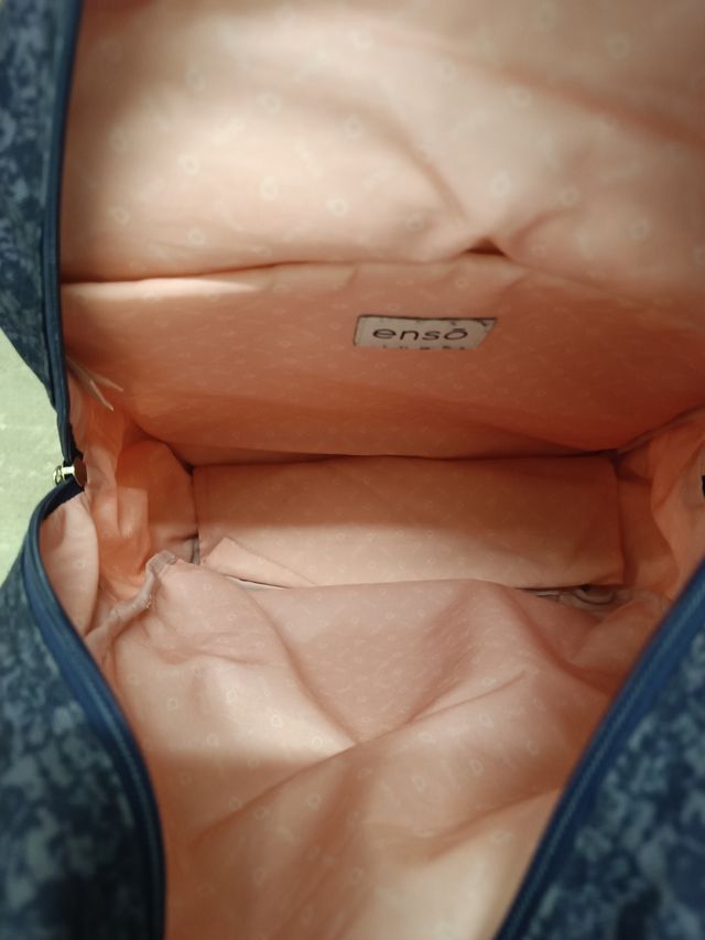 Mochila escolar con corazón de lentejuelas