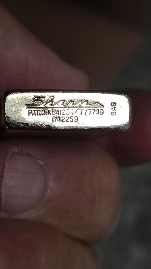 Accendino da collezione rosso