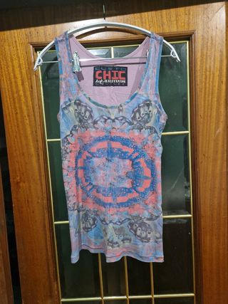 Diferentes camisetas L-XL por 1 euro la unidad 
