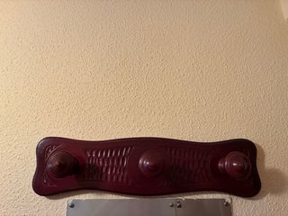 Mueble de entrada madera y mármol con espejo