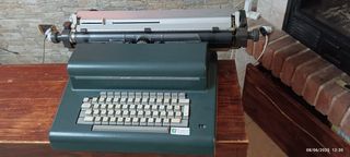 Olivetti Lexikon 90 Macchina da Scrivere