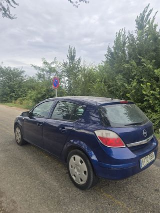 Opel Astra 2005