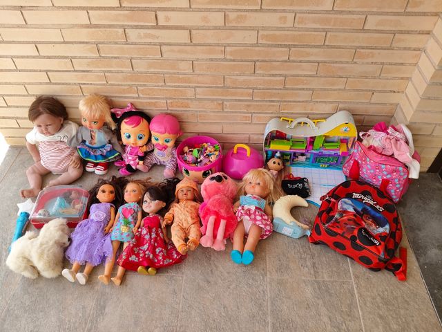 Lote Juguetes: nancy, reborn,pinypon...
