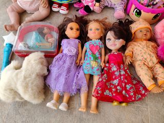 Lote Juguetes: nancy, reborn,pinypon...