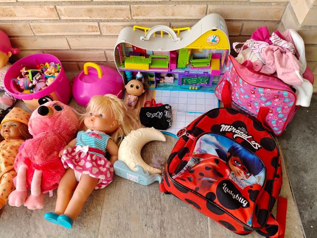 Lote Juguetes: nancy, reborn,pinypon...