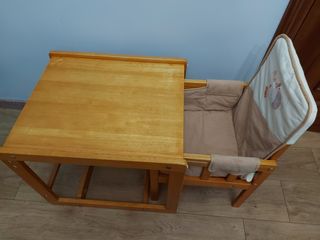 Trona evolutiva convertible en mesa y silla