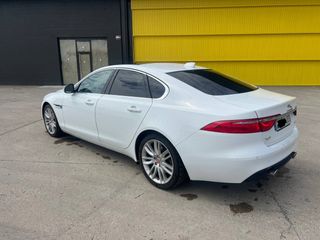 Jaguar XF 2016 v6 300cv