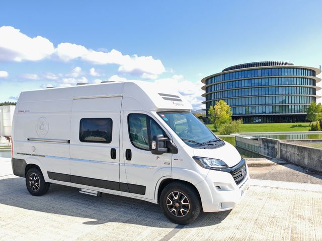 Dreamer Family Van 2021