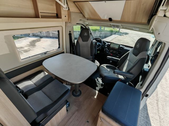 Dreamer Family Van 2021