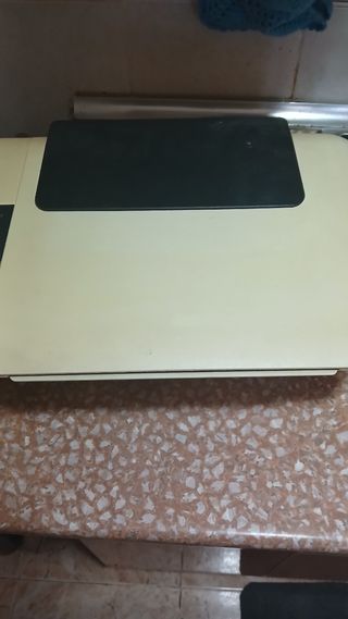 Impresora HP Deskjet 2540 para piezas