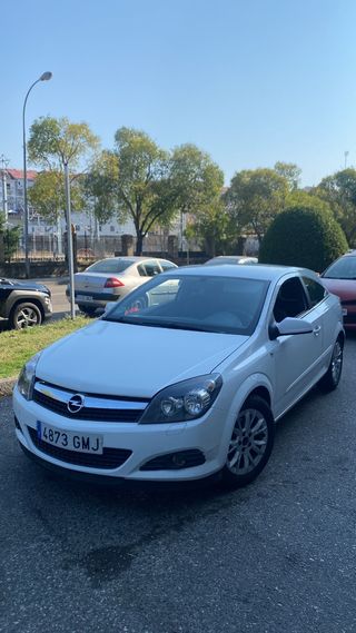 Opel Astra 2009