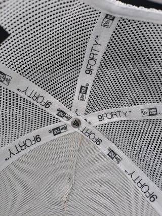 Gorra Oracle Red Bull Racing Beige y Verde - Nueva