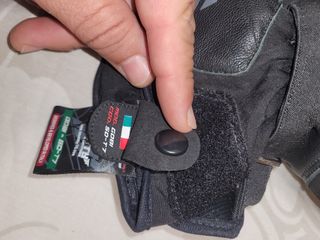 Guantes Seventy Degrees negro , no son mi talla