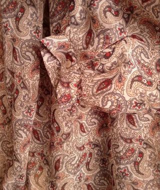 (M) Blusa estampada con volantes de Zara