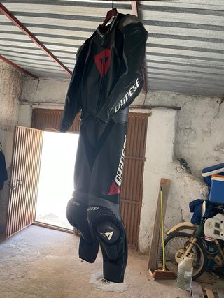 Traje de moto cuero Dainese 2 pieza talla 52