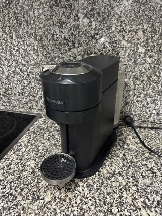 Cafetera Nespresso Krups Vertuo Next Negra