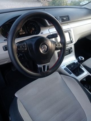 Volkswagen Passat CC 2011
