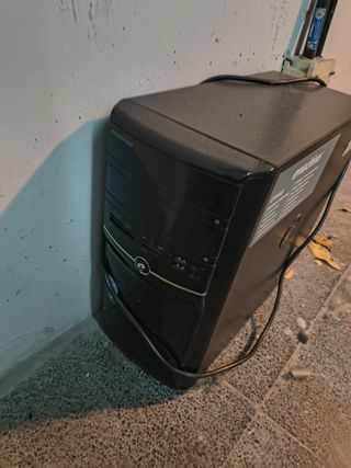 eMachines ET1840 PC de sobremesa