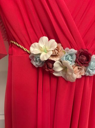 Vestido de fiesta con flores