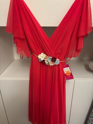 Vestido de fiesta con flores