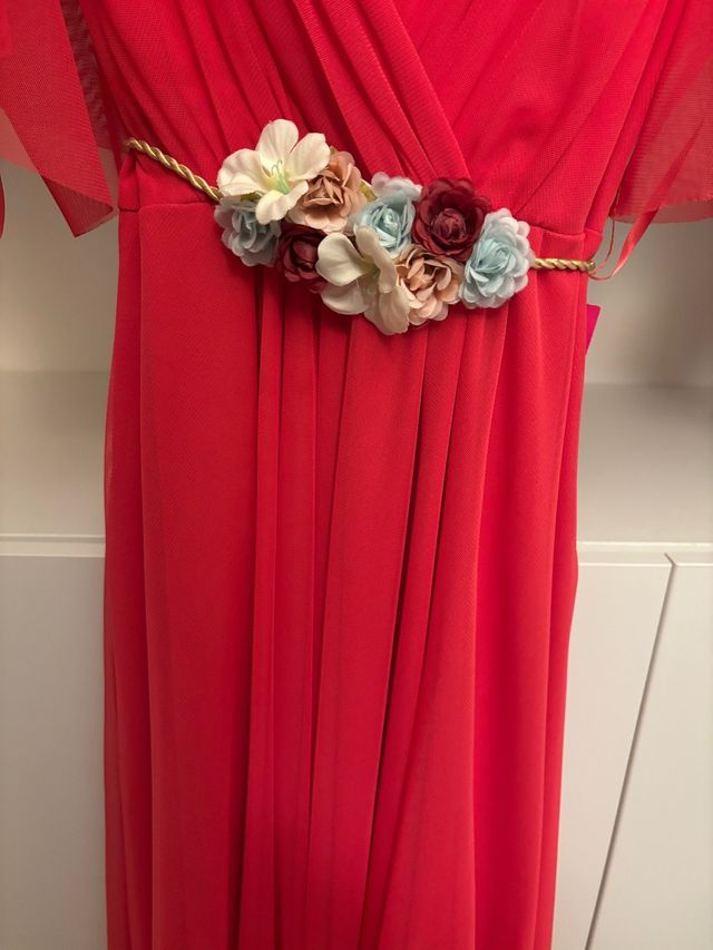 Vestido de fiesta con flores