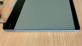 Wacom Intuos CTH-680 Pen & Touch Tablet