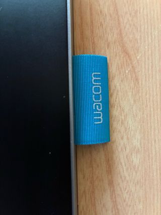 Wacom Intuos CTH-680 Pen & Touch Tablet