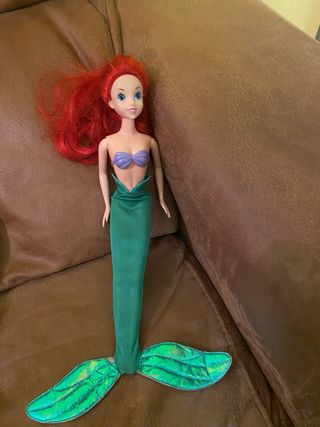 Muñecas Barbie y Princesas Disney