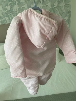 Dos Buzos rosas acolchados para bebé