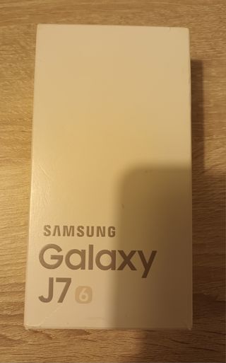 Samsung Galaxy J7 bianco