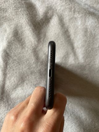 iPhone 11 64GB + Cover + Scatola + Cavo