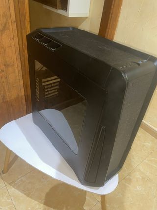 Caja de PC Negra