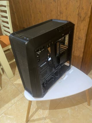 Caja de PC Negra