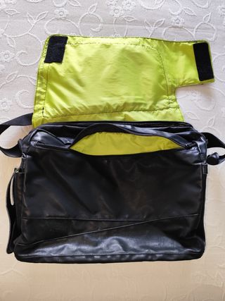 Mala/Mochila Newfeel Preta