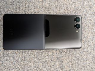 Samsung Galaxy Z Flip 7