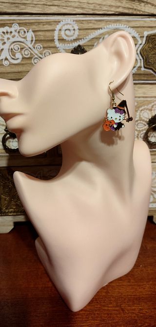 Pendientes Hello Kitty Halloween
