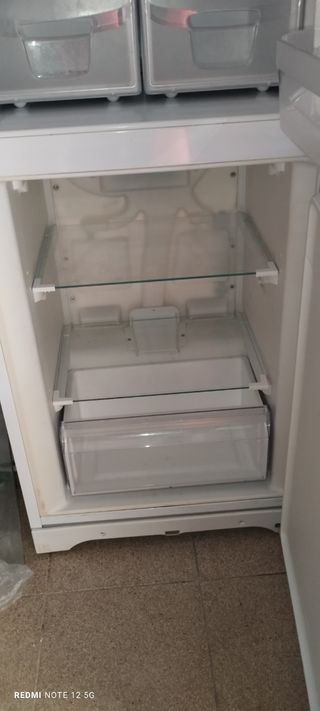 Nevera Indesit Blanca