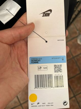 Chaqueta Nike Croptop Deportiva Negra Talla S