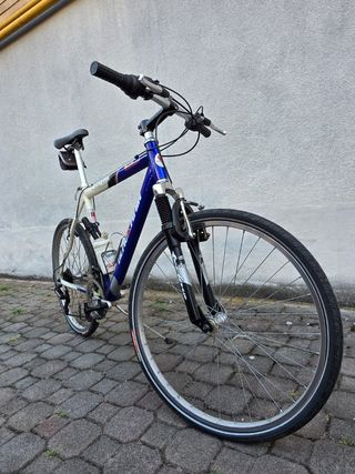 Bicicletta da corsa Bianchi Vento 602