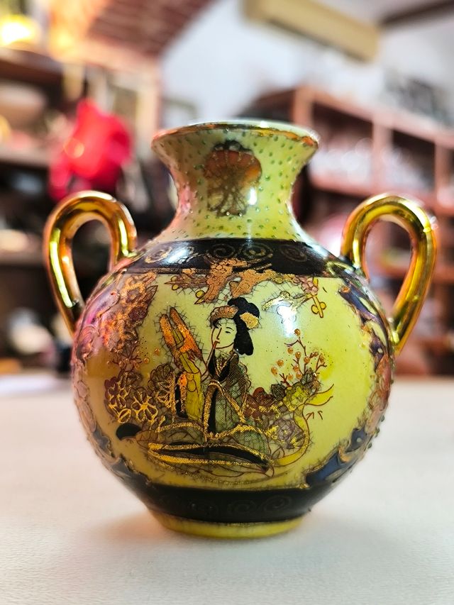 Jarrón Chino Antiguo Porcelana Lacada