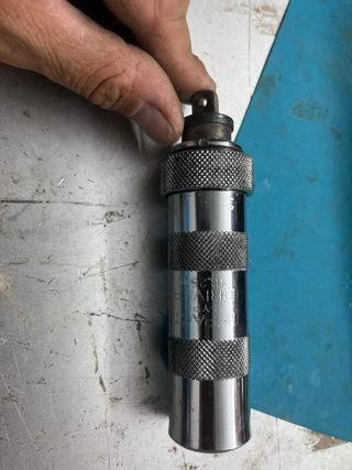 Destornillador de Impacto Reversible