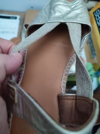 Sandalias doradas piel Talla 37