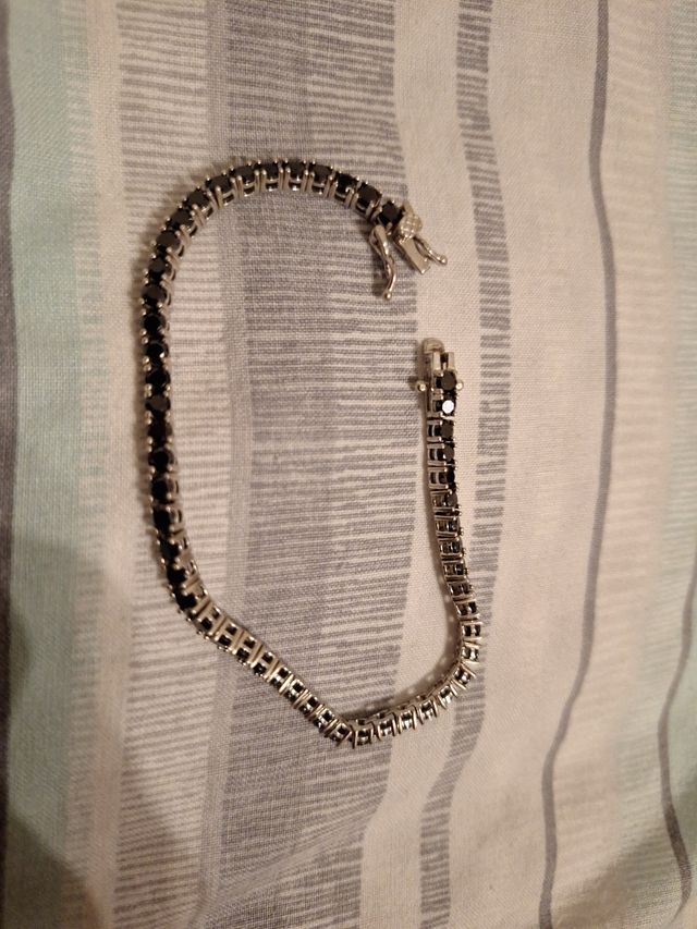 Bracciale tennis argento con zirconi neri