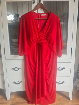 Vestido de fiesta burdeos