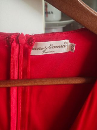 Vestido de fiesta burdeos