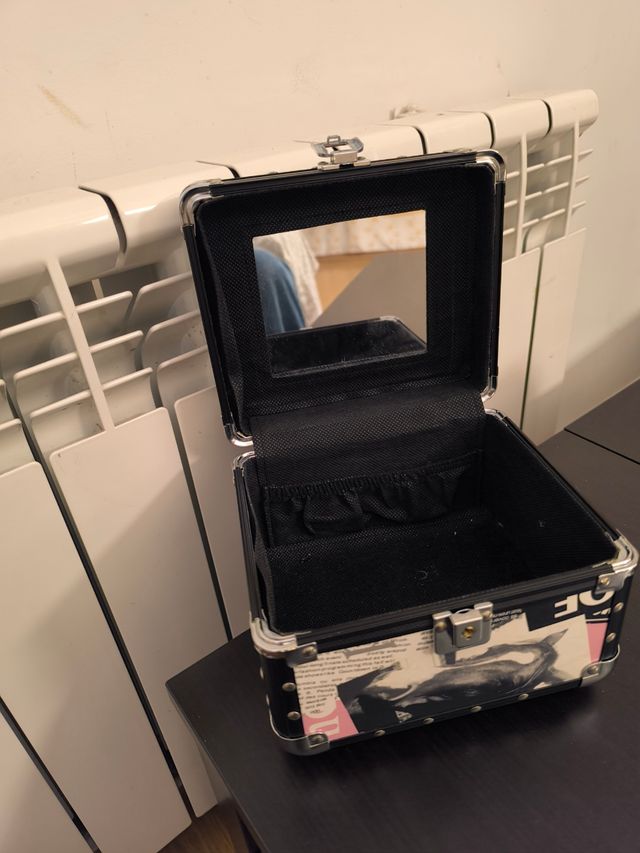 Maletín Maquillaje Marilyn Monroe Negro Rosa