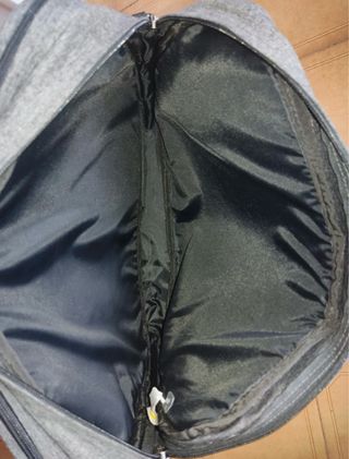 Mochila Eastpak Gris