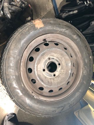 Pareja de llantas con neumatico 14