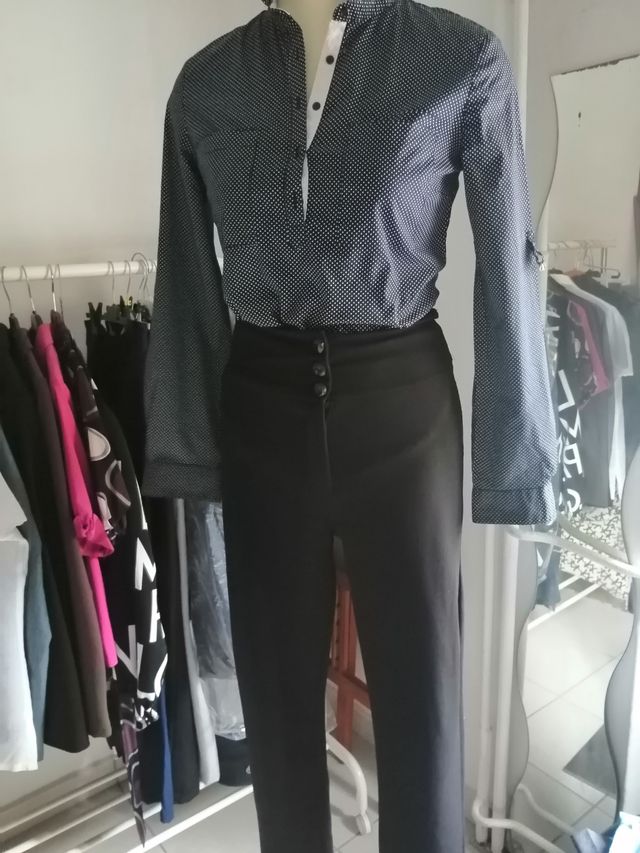 Completo elegante camicetta e pantalone