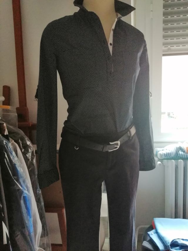 Completo elegante camicetta e pantalone